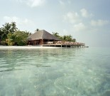 Kurumba - Dining on the Water